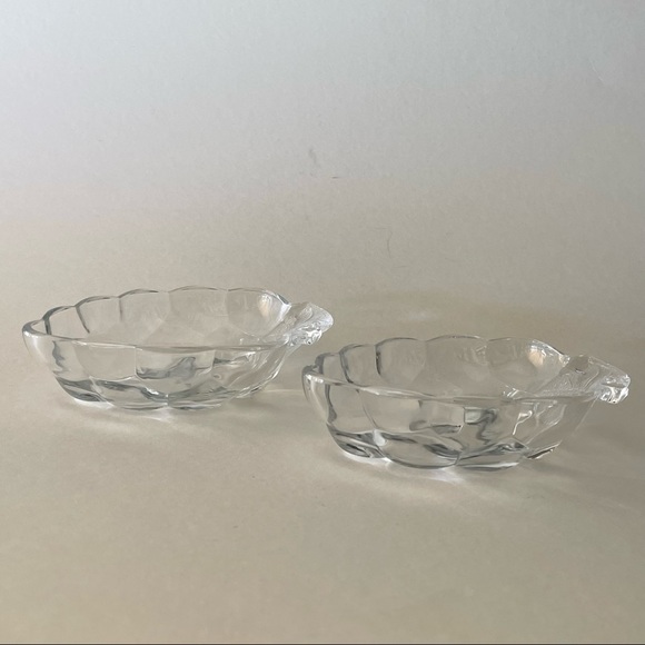 Vintage 5” Crystal grapes small charcuterie fruit serving clear dishes set of 2 - Picture 8 of 8